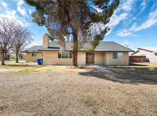 14806 Nanticoke Rd, Apple Valley, CA 92307