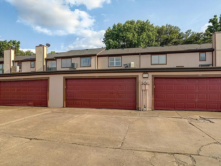 12500 Brookglade Cir #179 — Photo 35