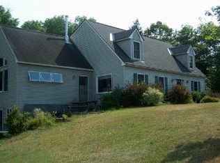 147 Pleasantview Ln, Chester, VT 05143