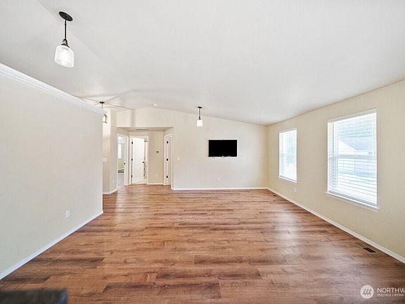 4th image of 5904 157th Street Court E