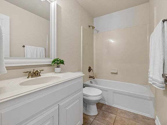 5th image of 12304 Durango Root Dr