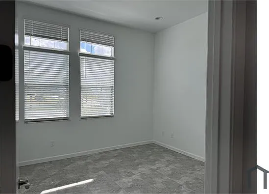 16475 Capilano Ct — Photo 18
