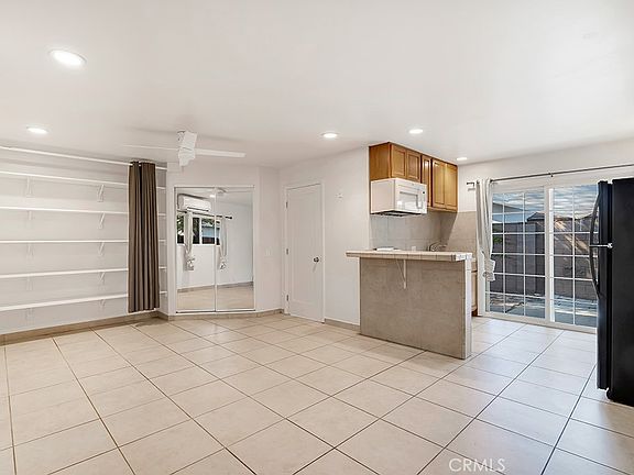 2nd image of 23101 Lanark St #2
