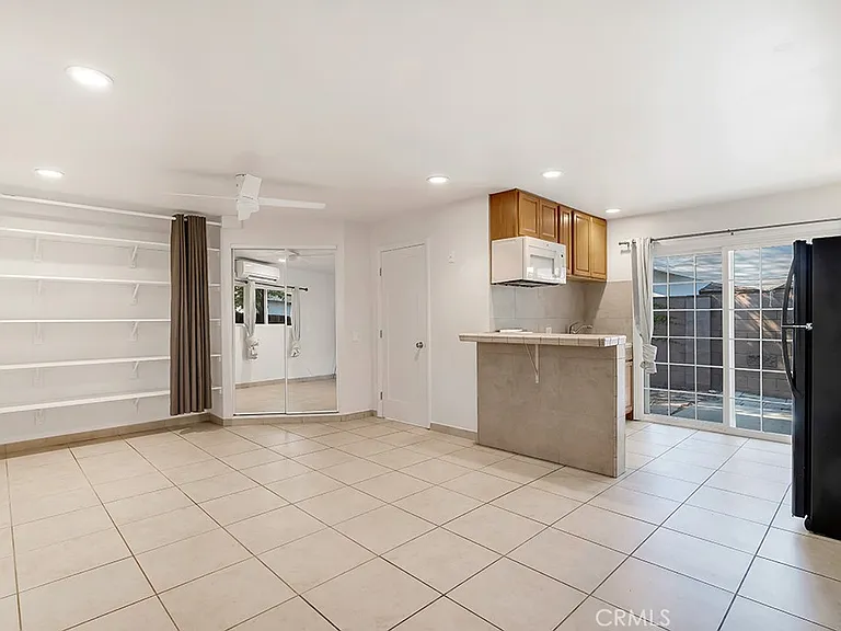 23101 Lanark St #2 — Photo 2