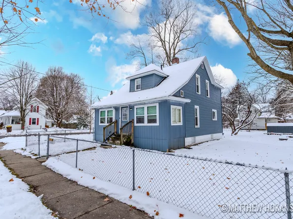 728 S Dibble St, Hastings, MI 49058