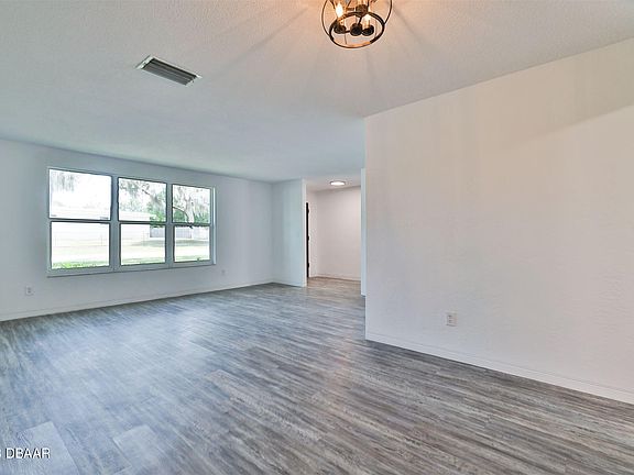 5th image of 388 Military Blvd