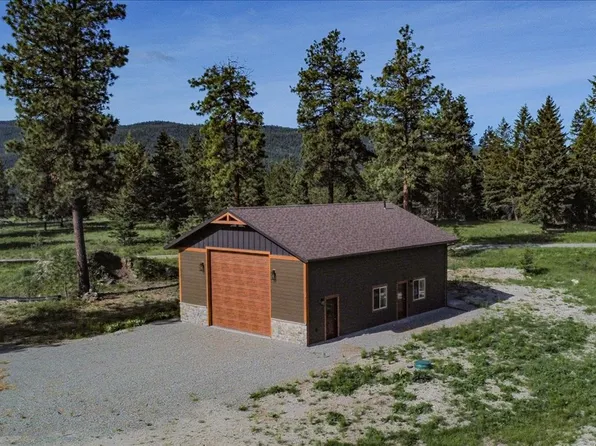 560 Riding High Dr, Eureka, MT 59917