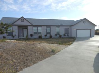 3250 E Avenue T2, Palmdale, CA 93550