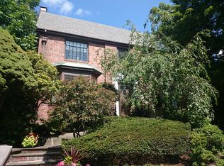 183 Gardner Rd, Brookline, MA 02445