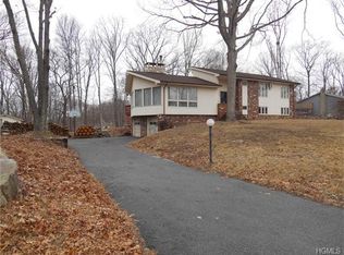 100 Maple Dr, Middletown, NY 10941