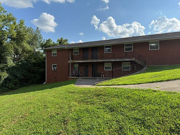 2nd image of 3900 Seeber Dr NE #3900S-2