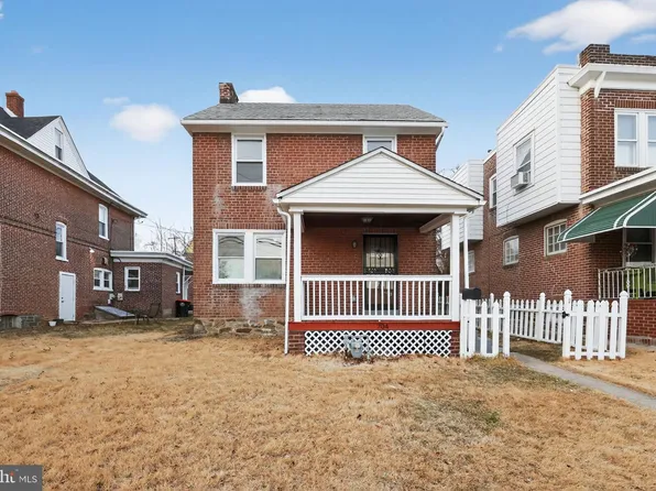 704 E 18th St, Chester, PA 19013