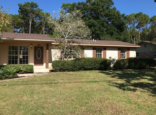 5555 Hibiscus Rd, Pensacola, FL 32504