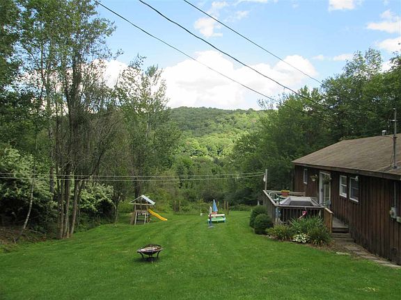 3rd image of 89 Dubois St