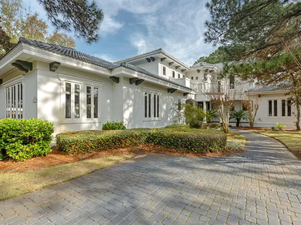 3028 Club Dr, Miramar Beach, FL 32550