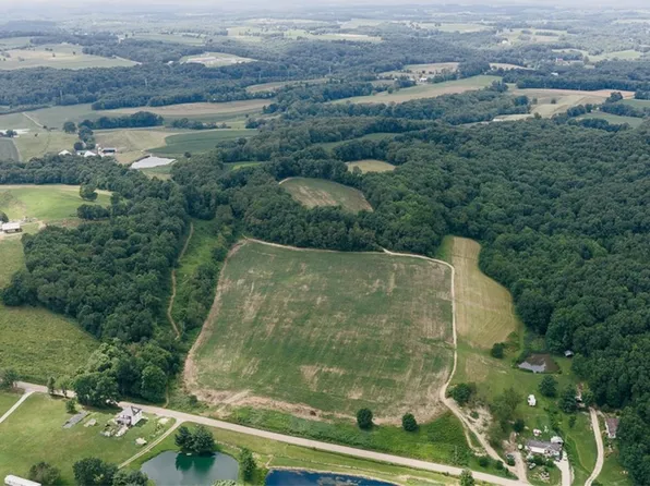 3151 Buttercup Rd NE, Carrollton, OH 44615