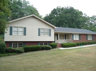 2188 Valley Creek Cir, Snellville, GA 30078