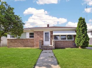 1008 Saxony DRIVE, Racine, WI 53402