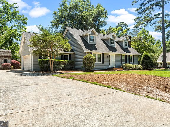 3rd image of 2008 Cedar Ridge Dr