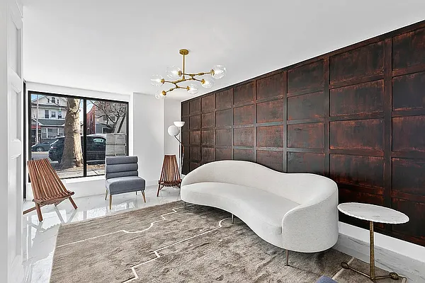 Rented by New York City Moves Team LLC | media 6