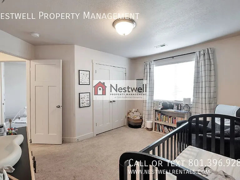 4159 N Fremont Dr — Photo 19