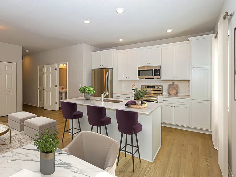 1301 Trailview Ct — Photo 4