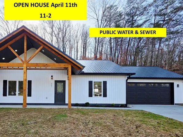 507 North St, Newport, TN 37821