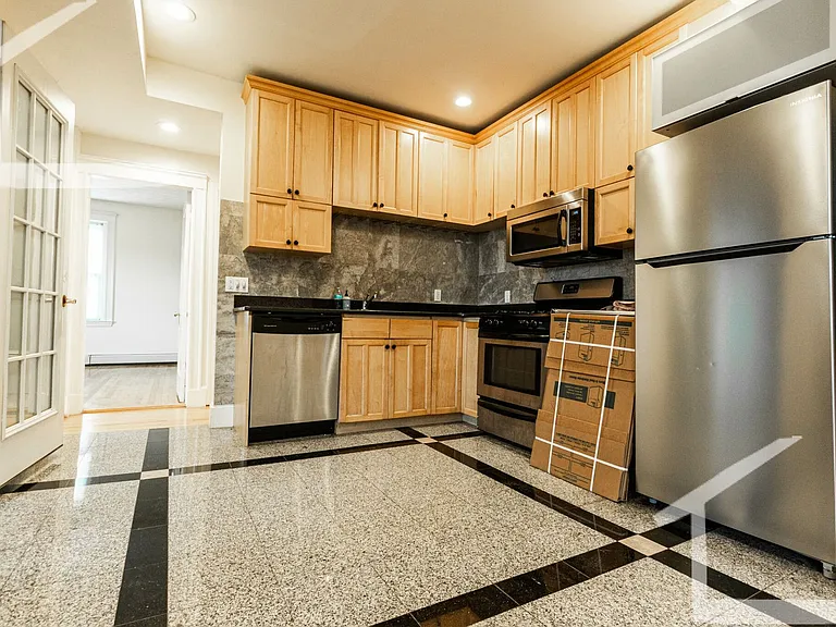 55 Babcock St #3 — Photo 8