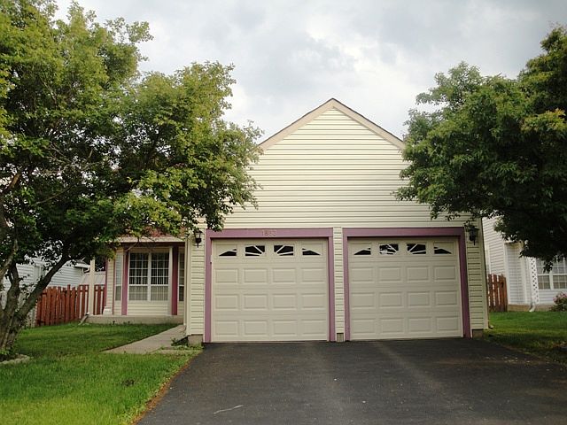 1st image of 1853 Grosse Pointe Cir