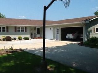 3308 River Rd, Kankakee, IL 60901