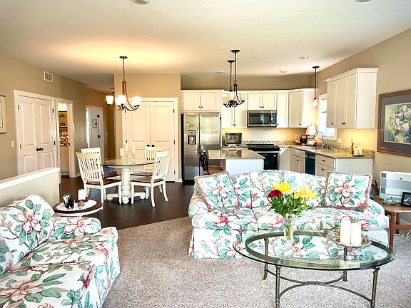 3rd image of 2478 Sawtooth Ct #84