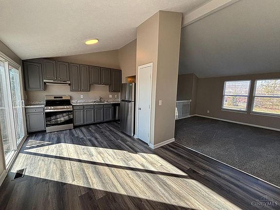 4th image of 8121 Barret Rd