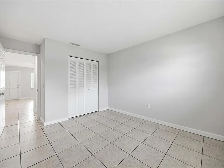1118 Melody Ln — Photo 16