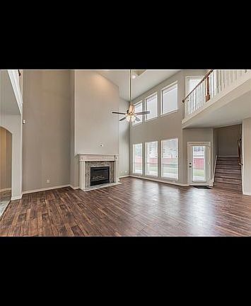 3rd image of 3408 Westwind Dr