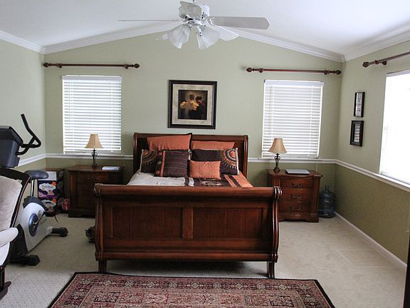 3rd image of 2913 Twin Creeks Ln