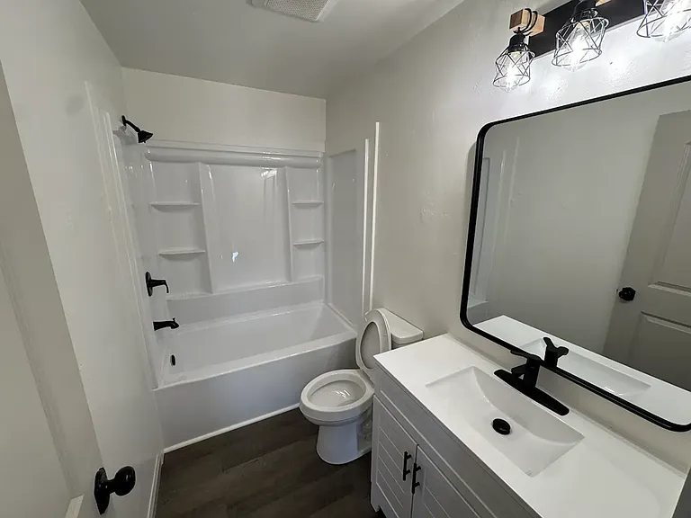 Cypress Townhomes — Photo 11