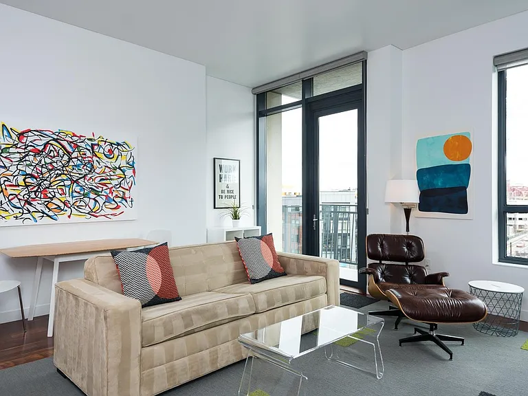 922 NW 11th Ave #501 — Photo 9