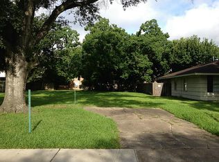 546 Cascade St, Bellaire, TX 77401