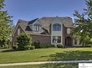 1206 S 185th Cir, Omaha, NE 68130