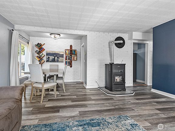 5th image of 208 Harrison Street