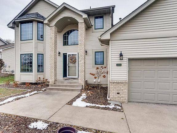 2nd image of 10931 Timberline Dr N