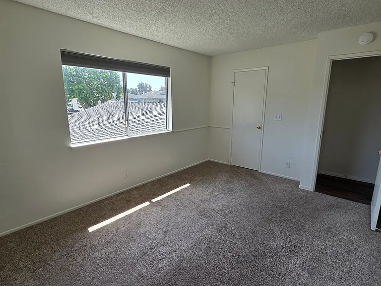 2647 Spinnaker Ave — Photo 11