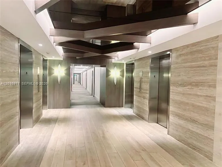 2301 Collins Ave #528 — Photo 9