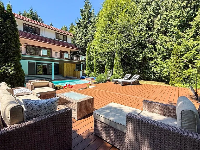 1249 Chartwell Pl — Photo 2