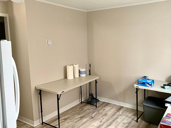 2nd image of 15 Franklin St #2