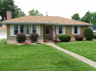 5830 109th St, Chicago Ridge, IL 60415