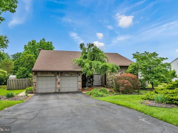 147 Penns Woods, Newtown, PA 18940