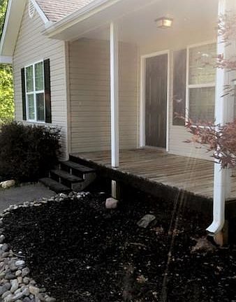 3rd image of 378 Cedar Springs Ln