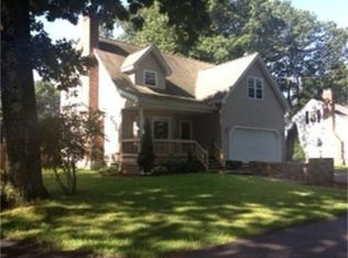 17 Oakwood Ave, Auburn, MA 01501