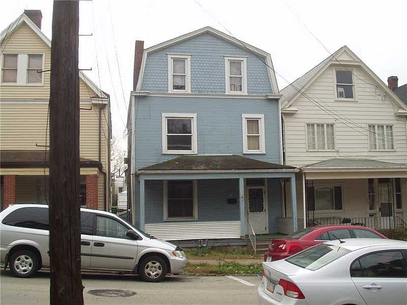 2nd image of 529 2nd St